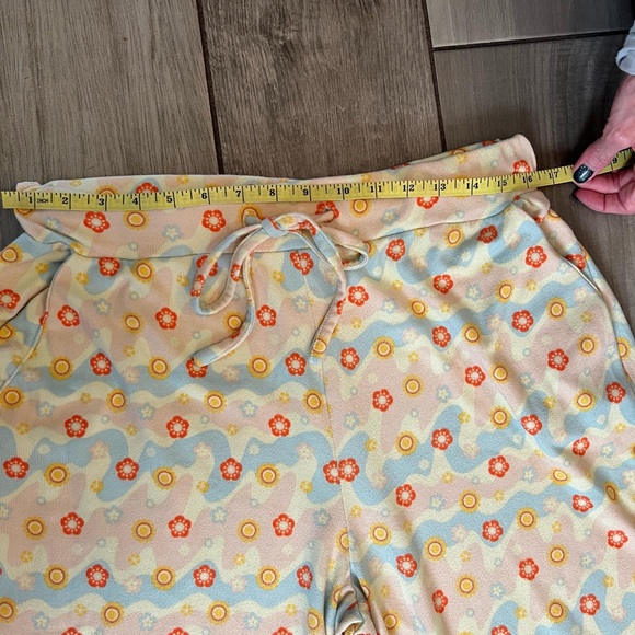 EARTHBOUND Pajama Bottoms with Blue and Yellow Pattern XL - Picture 4 of 6